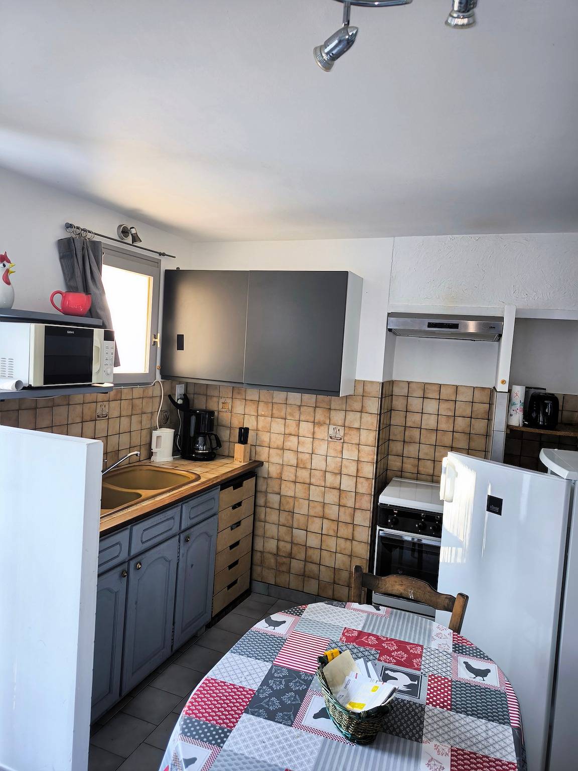 Ganzes Studio, Einzimmerapartment 'Bas Verdon' mit privater Terrasse und privatem Garten in Allemagne-en-Provence, Regionaler Naturpark Verdon