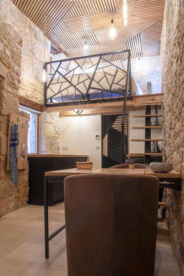 Location de vacances pour 2 personnes, avec terrasse à Terrasson-Lavilledieu - 2