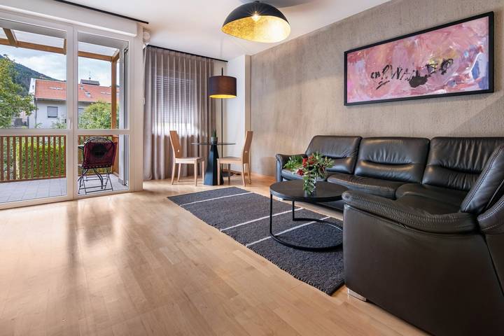 Appartamento intero, Appartamento 'Ferienwohnung Hans' con vista sulle montagne, balcone e Wi-Fi in Prato allo Stelvio, Parco Nazionale dello Stelvio