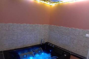 Gîte pour 2 personnes, avec jacuzzi et sauna à Abbeville