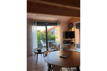 Appartement De Vacances pour 4 Personnes dans Thierville-sur-Meuse, Verdun, Photo 4