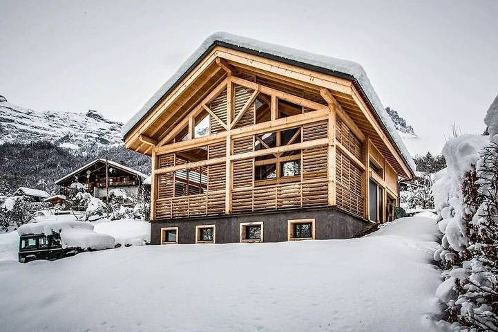Chalet pour 12 personnes, avec balcon à Servoz