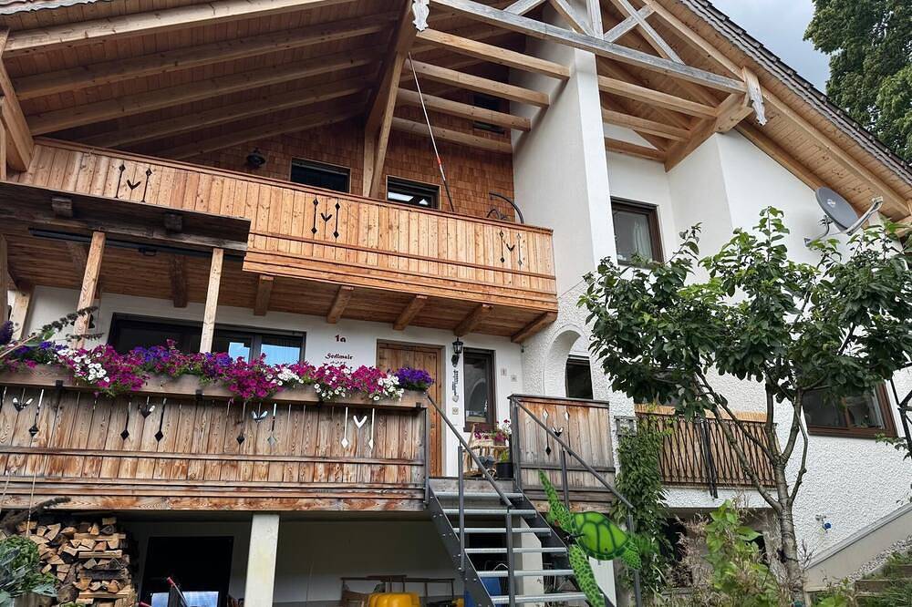 Ganze Wohnung, Haus Monika - ruhige Ferienwohnung in Fürstenfeldbruck, Oberbayern