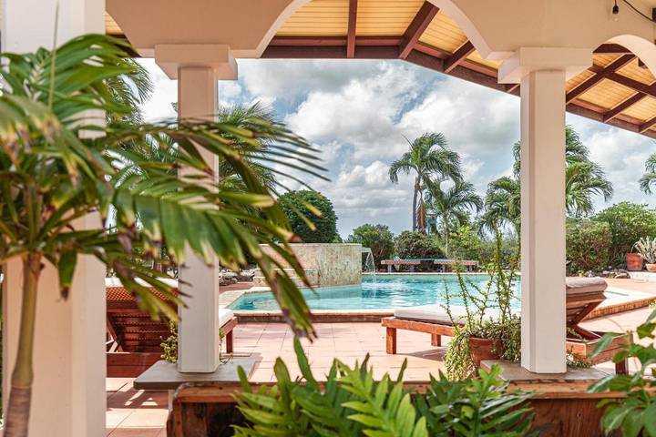 Vakantiewoning voor 2 personen, with tuin and zwembad as well as uitzicht, met huisdier op Bonaire