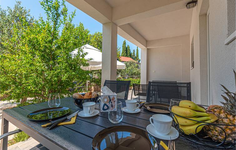 Gîte pour 4 personnes, avec terrasse à Zaboric - 3