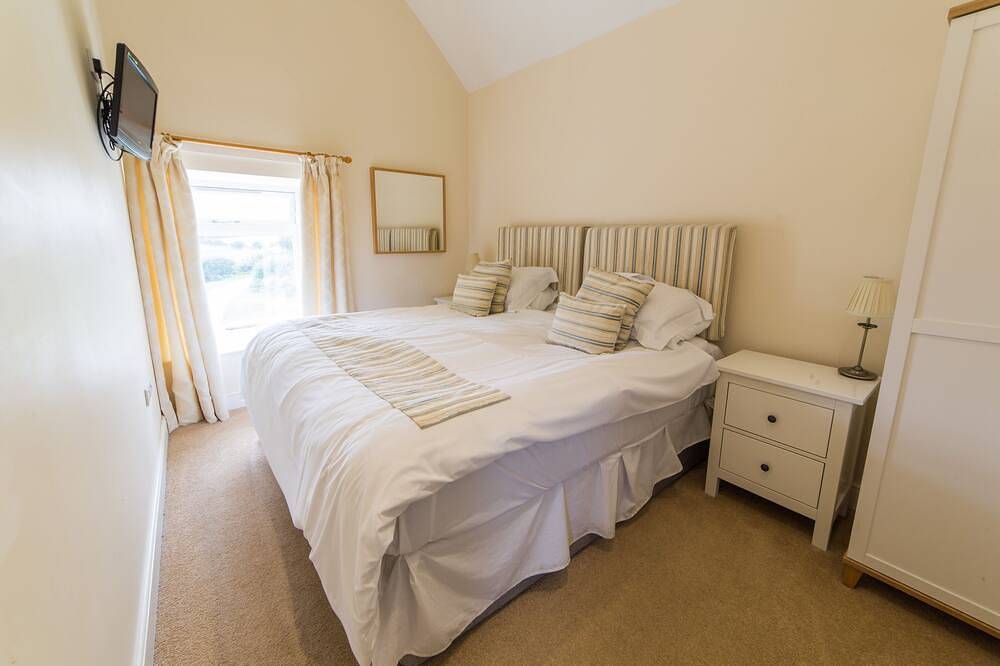 Bowes Barn 4 Star near Beamish, Newcastle & Durham - Sleeps 3 -  Dogs Welcome in Gateshead