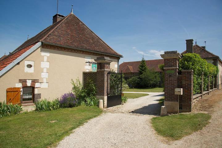 Le Bas du Buisson Fermé in Bucey-en-Othe, Aube