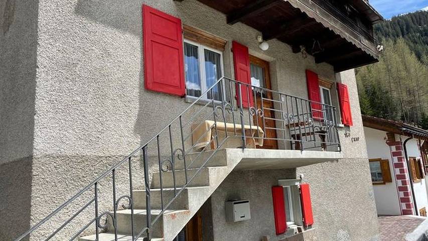 Ferienwohnung für 4 Personen, mit Terrasse, kinderfreundlich in Surses