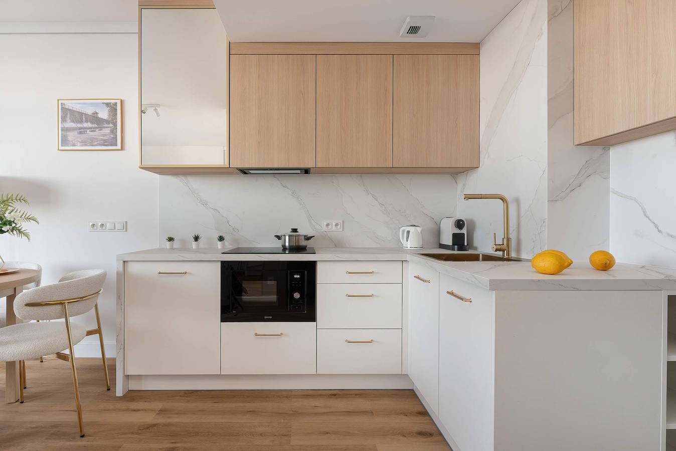Estudio entero, Stylish Studio with Balcony | Workspace and Air Conditioning in Ciechocinek, Voivodato de Cuyavia y Pomerania