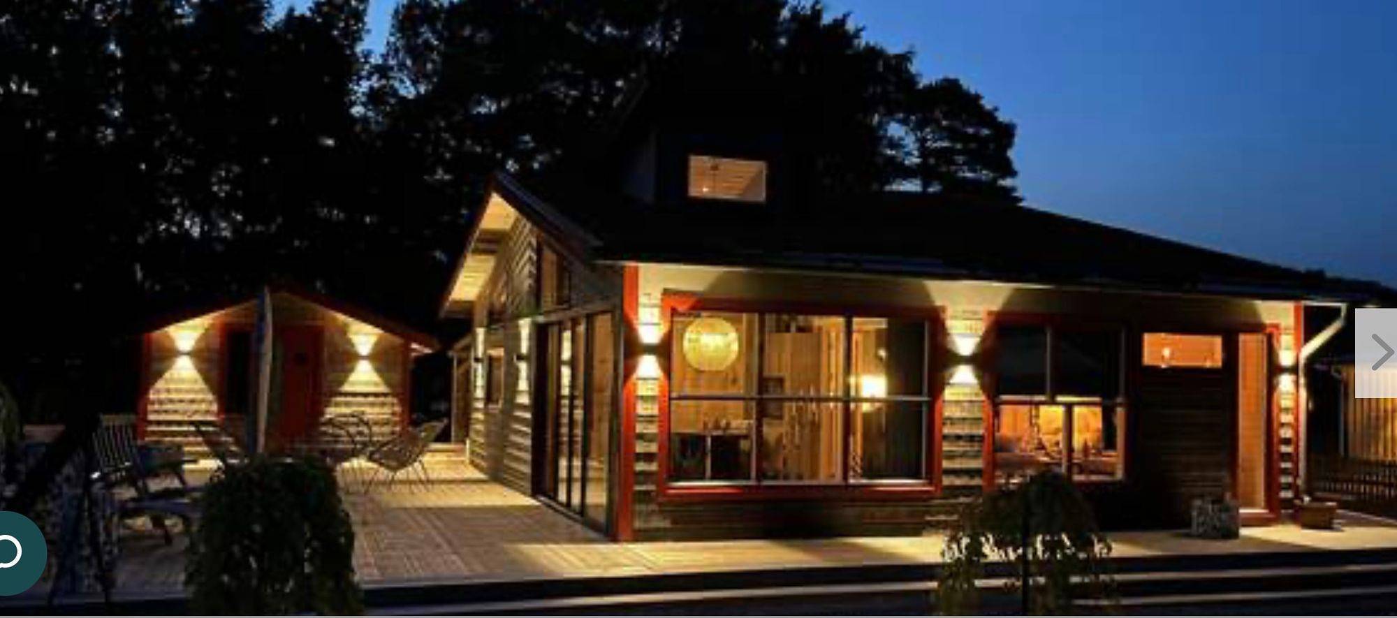 Zwei neugebaute Ferienhäuser mit Spa an der Westküste in Mellbystrand, Halland