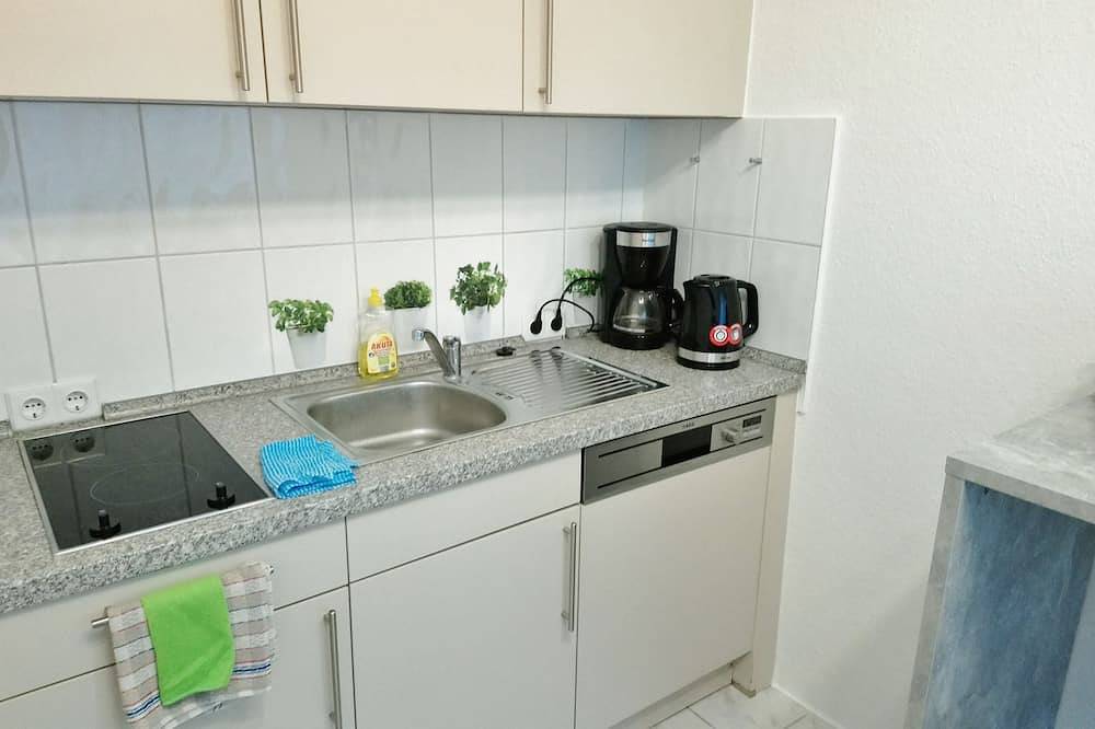 1 Zi Wohnung Herford Zentrum renoviert, neue Möbel, schick ausgestattet in Herford, Nordrhein-Westfalen