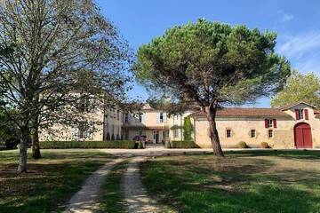 Château pour 8 personnes, avec piscine et jardin dans le Gers