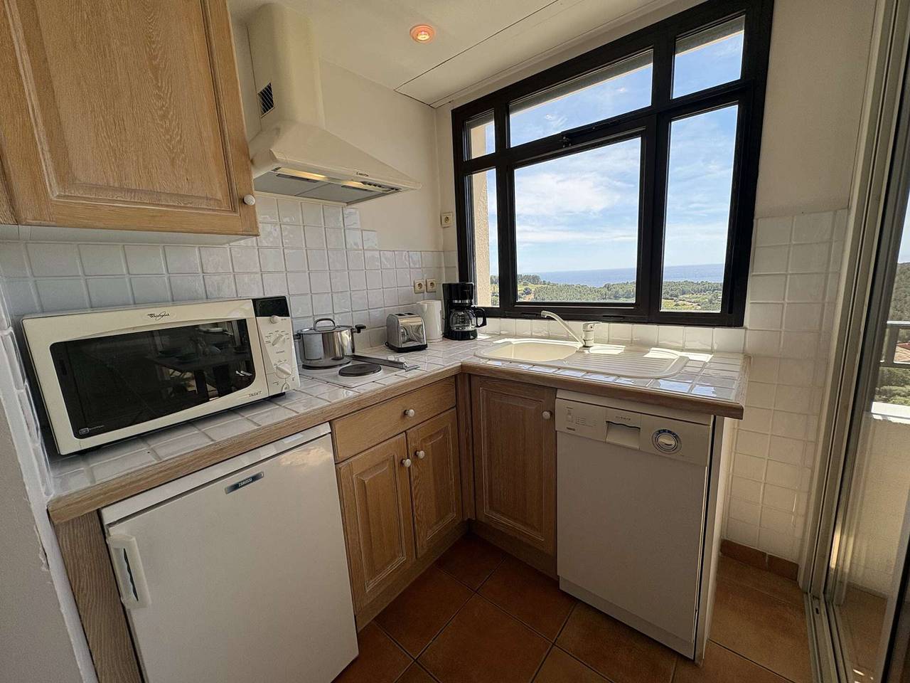 Appartement entier, Appartement avec clim, vue mer - 6 pers. in Saint-Cyr-sur-Mer, Côte méditerranéenne (France)