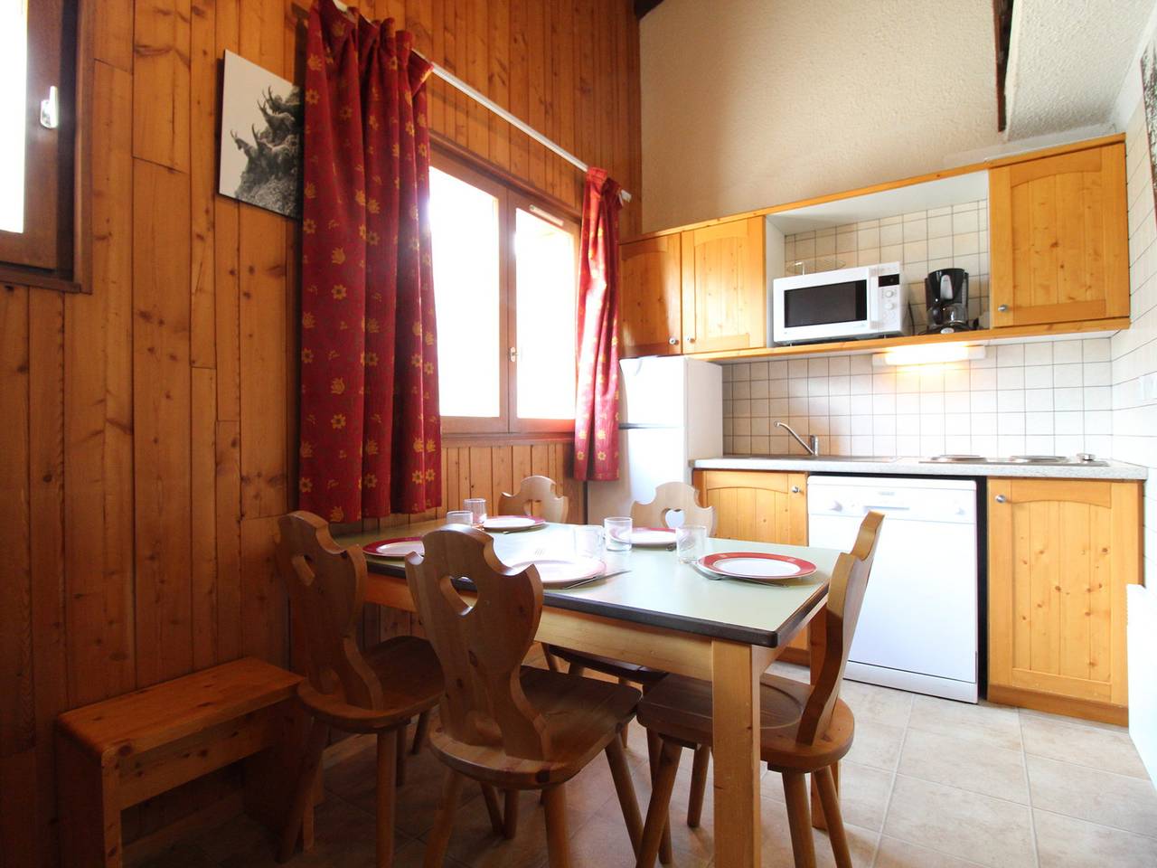 Appartement entier, Appartement cosy pour 5 à Val Cenis Lanslevillard, résidence Les Hauts de Val Cenis, pied des pistes in Lanslevillard, Région de Saint-Jean-de-Maurienne