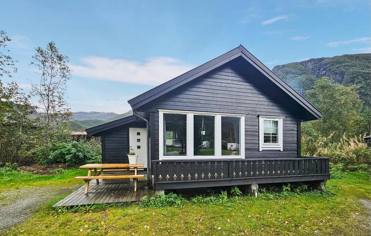 Ferienhaus für 7 Personen, mit Terrasse und Garten in Odda - 2