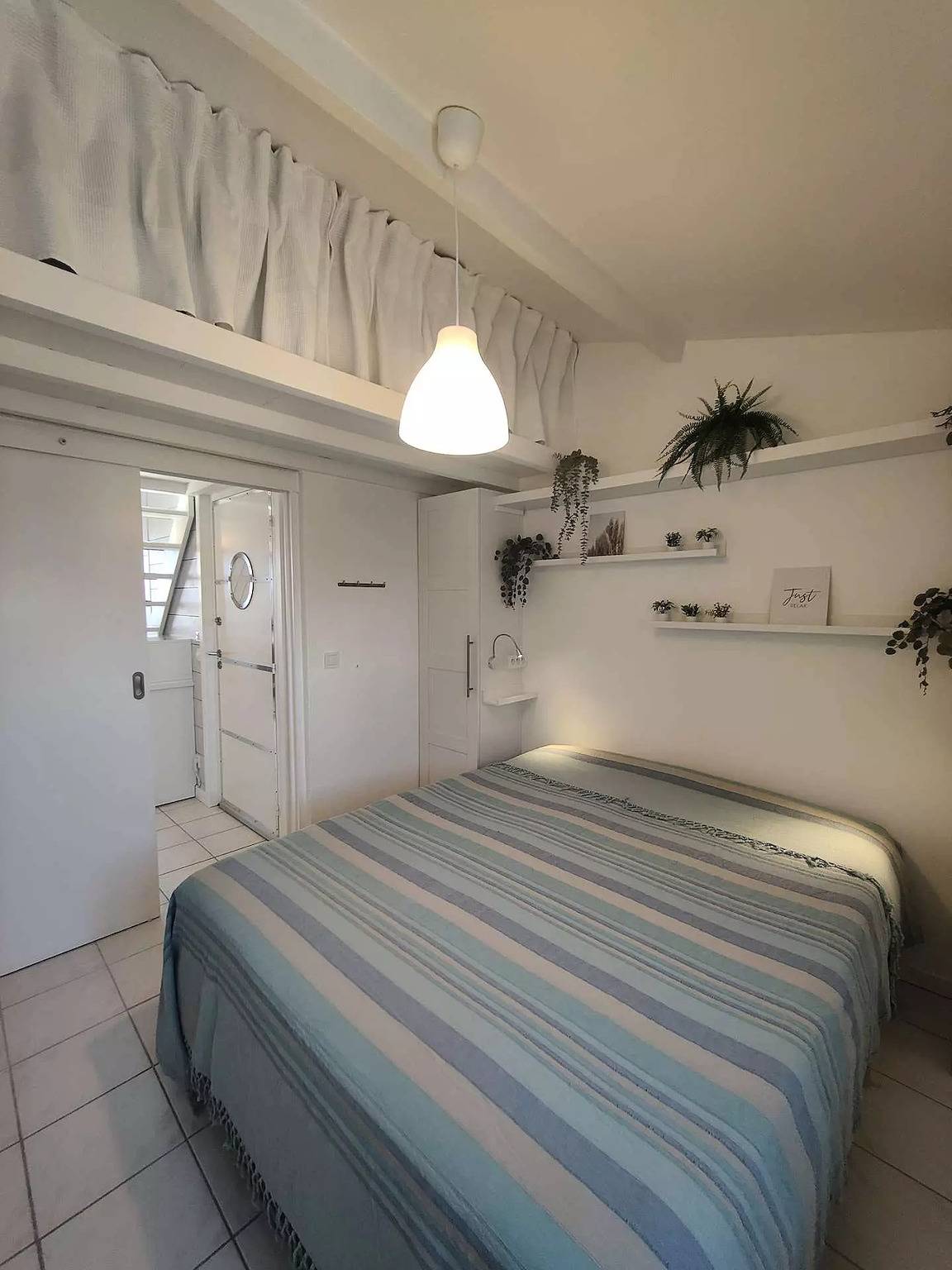 Entire apartment, Air-conditioned apartment 2 rooms + mezzanine on the 2nd floor in Le Barcares - Cap Coudalre in Le Barcarès, Côte d'Améthyste