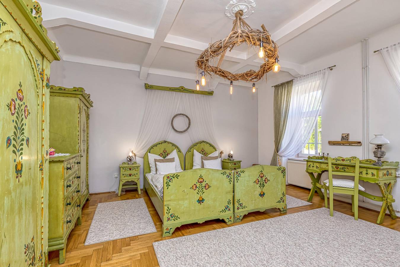 Treasure Of The Past With Whirlpool in Balaton