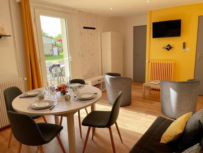 Location de vacances pour 2 personnes, avec terrasse et jardin à Pocé-sur-Cisse - 4