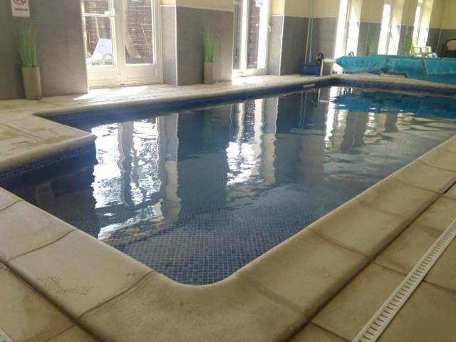 Hôtel pour 3 personnes, avec vue et terrasse ainsi que jardin et piscine à Bernières-sur-Mer - 2