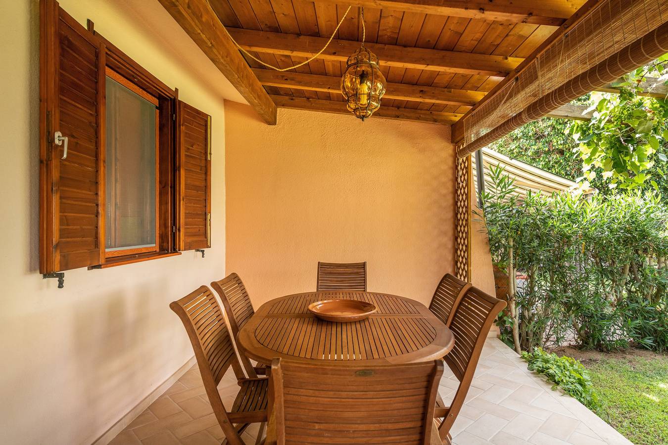Casa vacanze "Casa Anna" vicino alla spiaggia con vista sul mare e adatta agli animali domestici in Geremeas, Cagliari e Dintorni