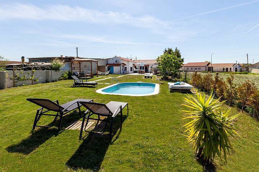 Bloomoon House - Renovated rural house with swimming pool in Ria de Aveiro, Estarreja