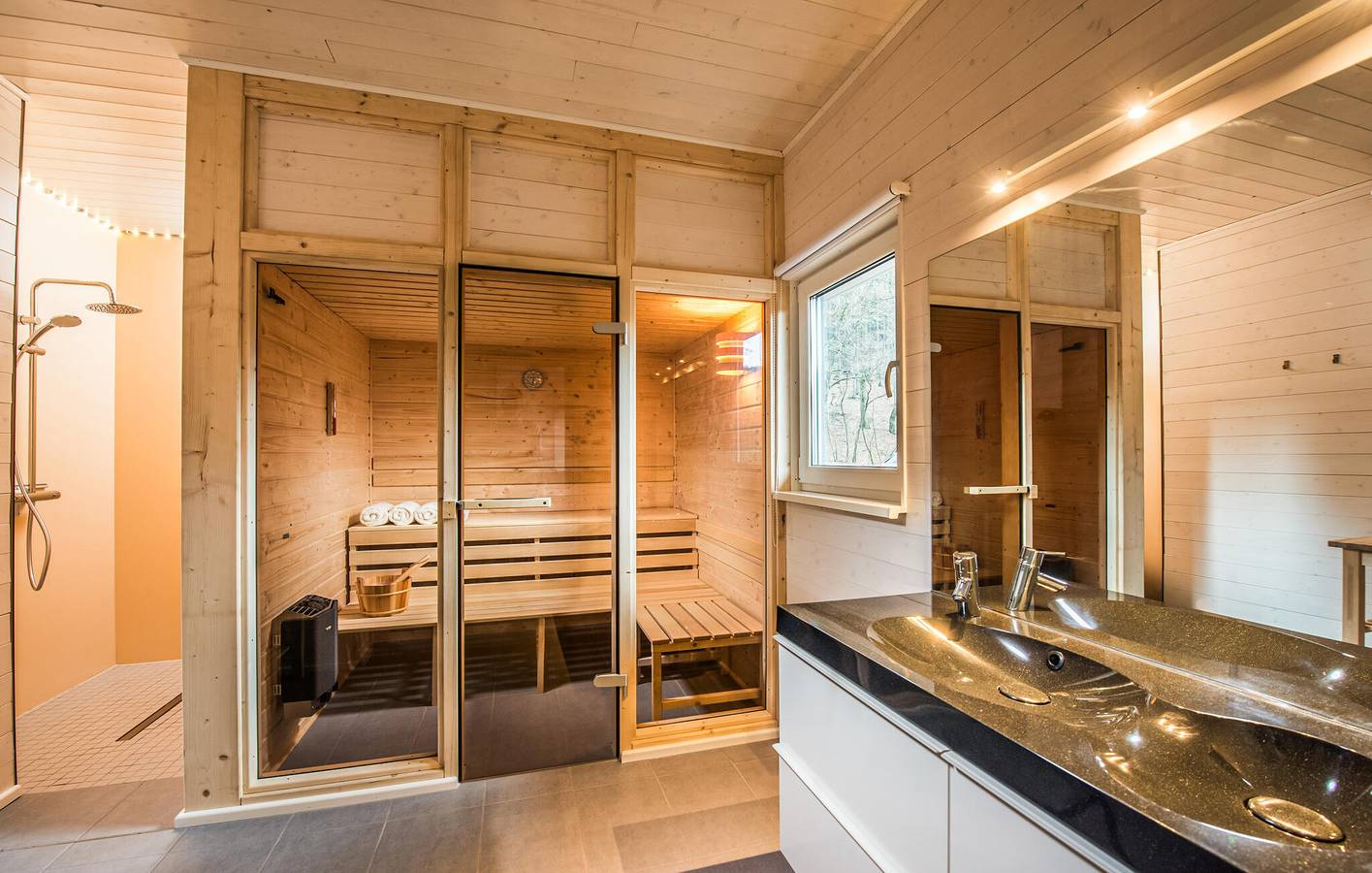 Sauna-Retreat mit Terrasse, Parkplatz & Internet - 1,5km zum Stadtzentrum Ruhla in Ruhla, Rennsteig