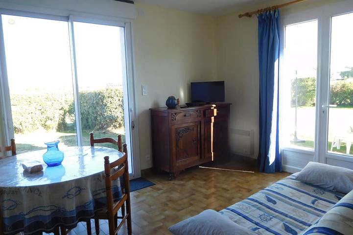 Location de vacances pour 4 personnes, avec Terrasse et Jardin à Guissény - 2