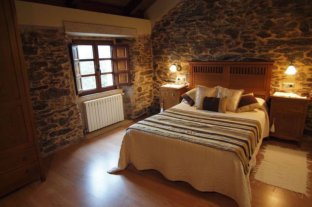 Casa Rural En El Entorno De Parque Natural Fragas Do Eume in Monfero, Provincia de La Coruña