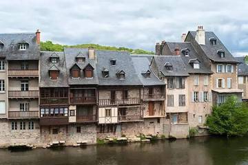 Gîte pour 6 personnes, avec terrasse à Sauveterre-de-Rouergue