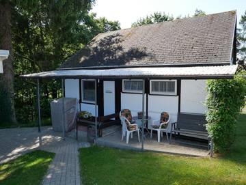 Bungalow für 3 Personen, mit Terrasse und Garten, mit Haustier in Heringsdorf