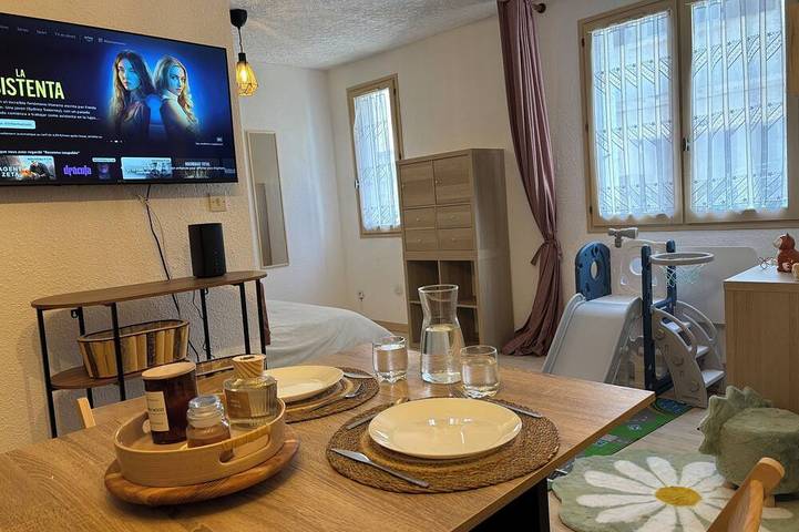 Appartement entier, Chaleureux appartement 4 personnes in Ax-les-Thermes, Pyrénées
