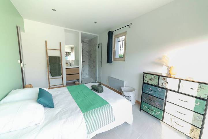 Location de vacances pour 12 personnes, avec jardin à Millas - 3