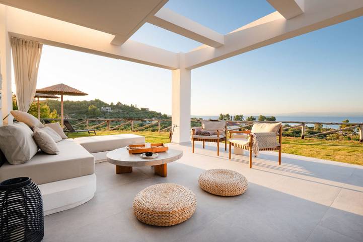 Ferienhaus für 8 Personen, mit Balkon und Garten, kinderfreundlich in Chalkidiki