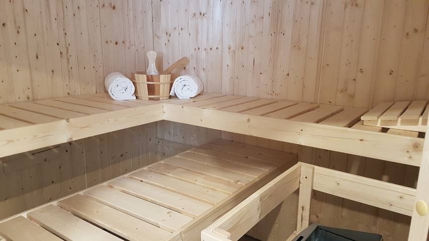 Apartamento entero, Eifel Dream Ardennenblick con jacuzzi exterior privado y sauna in Roth bei Prüm, Naturpark Hohes Venn-Eifel