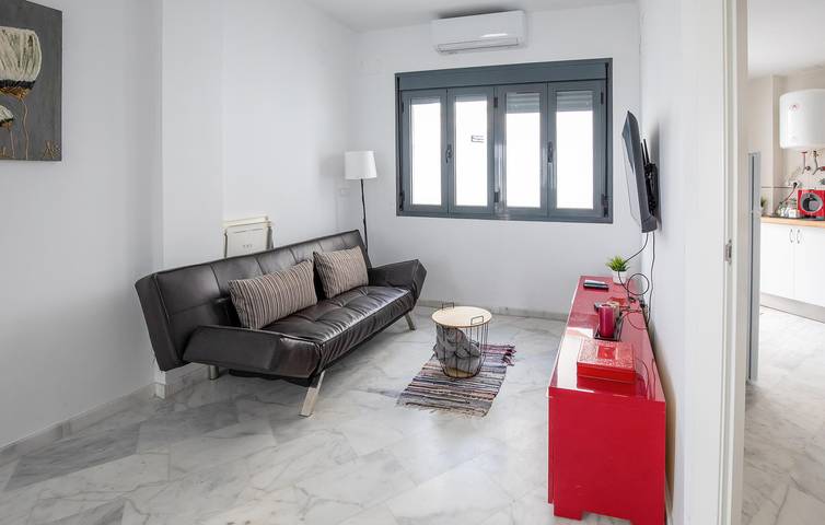 Gemütliches Aznalcázar Apartment mit AC und WiFi - Stadtzentrum 400m in Aznalcázar, Sevilla Provinz