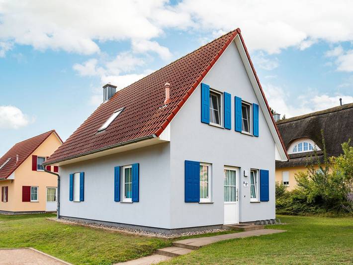 Ferienhaus für 8 Personen, mit Terrasse und Pool sowie Sauna in der Wohlenberger Wiek