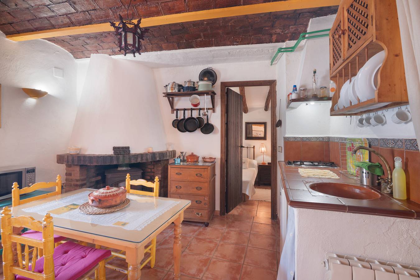 Maison de campagne "La Rana Verde De Abajo" avec vue sur les montagnes, piscine privée et Wi-Fi in Los Romeros, Jabugo