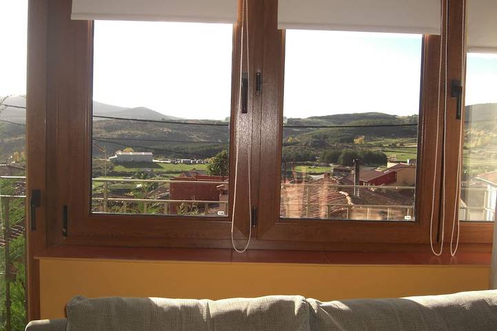 Gîte pour 7 personnes, avec jardin et terrasse - 1