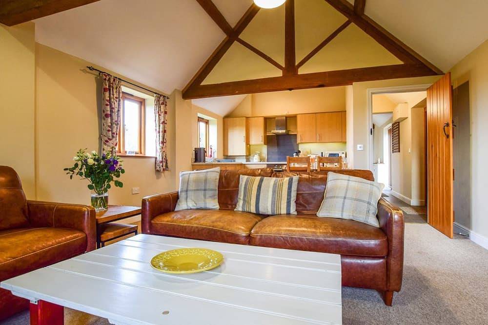 Cider House at Oosland Barns - sleeps 4 guests  in 2 bedrooms in Bidford on Avon, Warwickshire