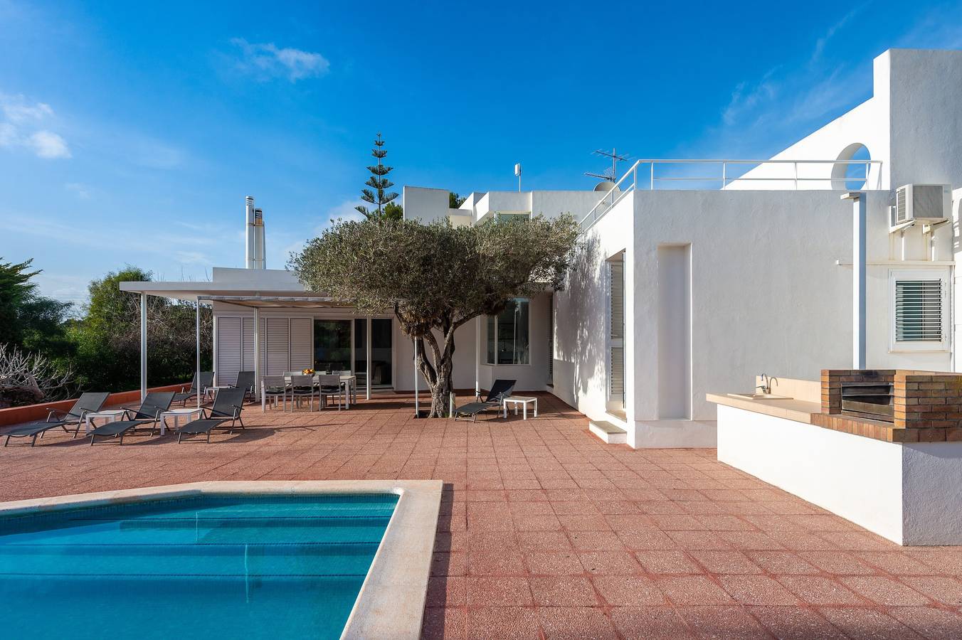 Can Lluc Holiday Home with Wi-Fi, Air Conditioning, Pool, Garden and Sun Terrace  in Santa Eulària des Riu, East Ibiza