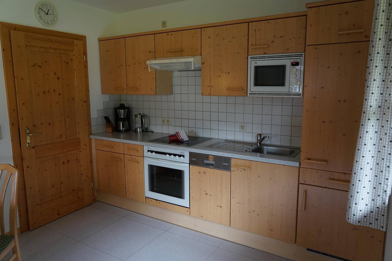 Ganze Ferienwohnung, Ferienwohnung für 4 Personen mit Ausblick in Sankt Jakob in Defereggen, Bezirk Lienz