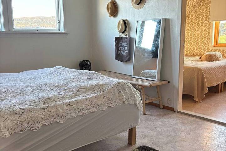 Ferienhaus für 10 Personen, mit Balkon und Garten in Bokn - 2