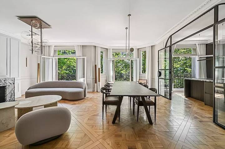 Ferienwohnung für 8 Personen am Eiffelturm