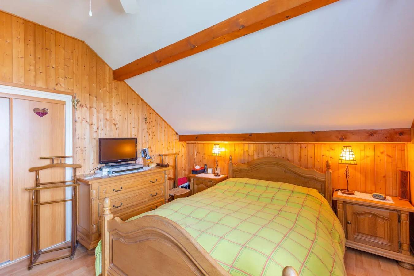 Maison d'hôtes 'Chambres D'hotes Près Lac Annecy 1' avec piscine partagée et jardin partagé in Étercy, Région d'Annecy
