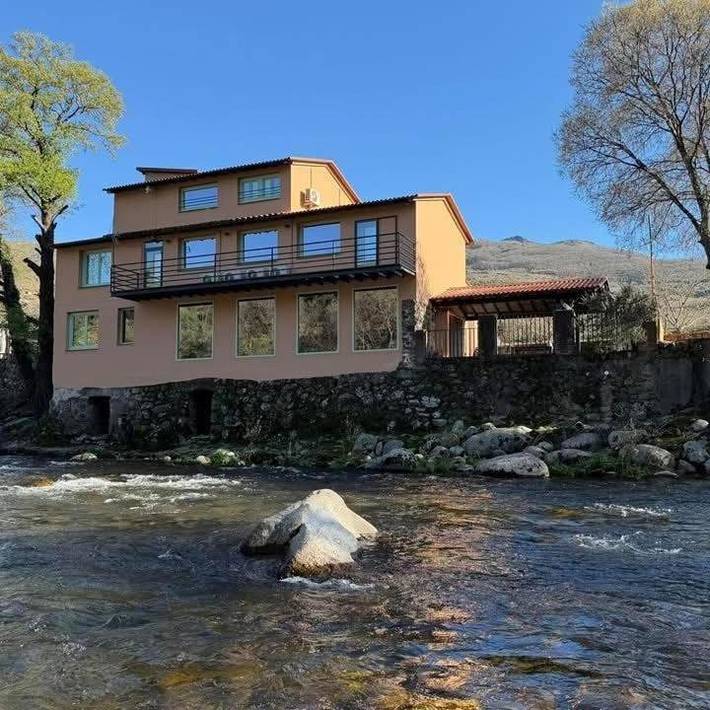 Casa de vacaciones para 12 personas, con Balcón y Terraza además de Jardín y Piscina en Valle del Jerte - 4