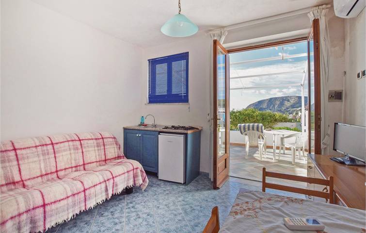 Ferienwohnung für 3 Personen, mit Terrasse, mit Haustier in Kampanien - 2