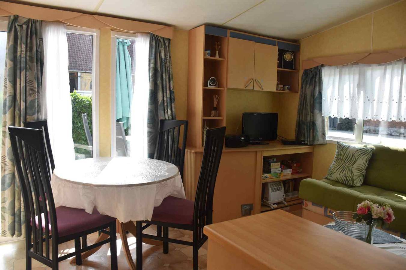 Atmosphärische 4-Personen Mobileheim in Oostkapelle nur 3 Km vom Strand in Oostkapelle, Walcheren