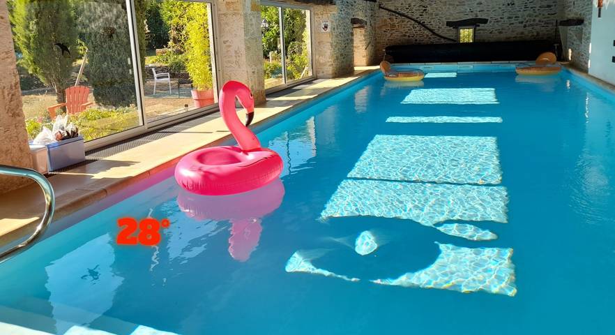 Chambre d’hôte pour 2 personnes, avec Terrasse ainsi que Jardin et Piscine