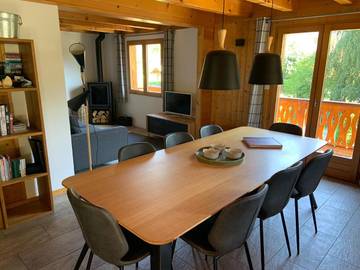 Maison de campagne pour 8 personnes, avec vue et jardin, adapté aux familles à Vacheresse