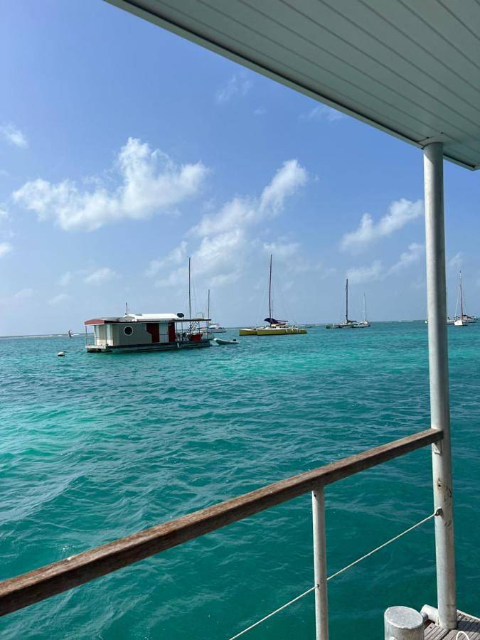 Bateau pour 4 personnes, avec jardin et vue en Guadeloupe - 3